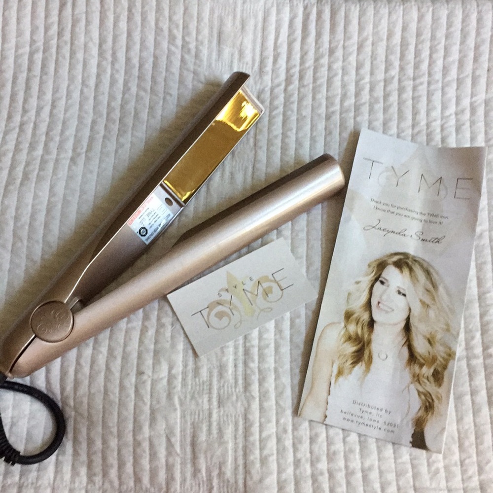 TYME curling Iron